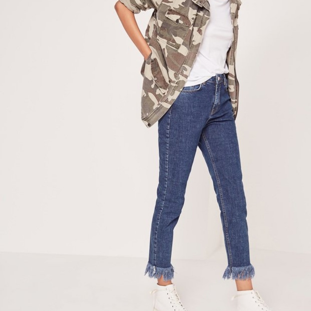 Missguided Extreme Fray Hem Cropped Slim Leg Jeans